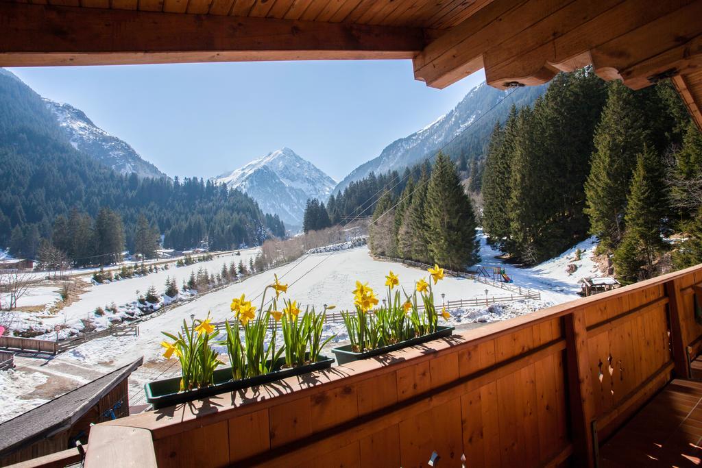 Hotel Waldcafe Нойщифт им Щубайтал Екстериор снимка