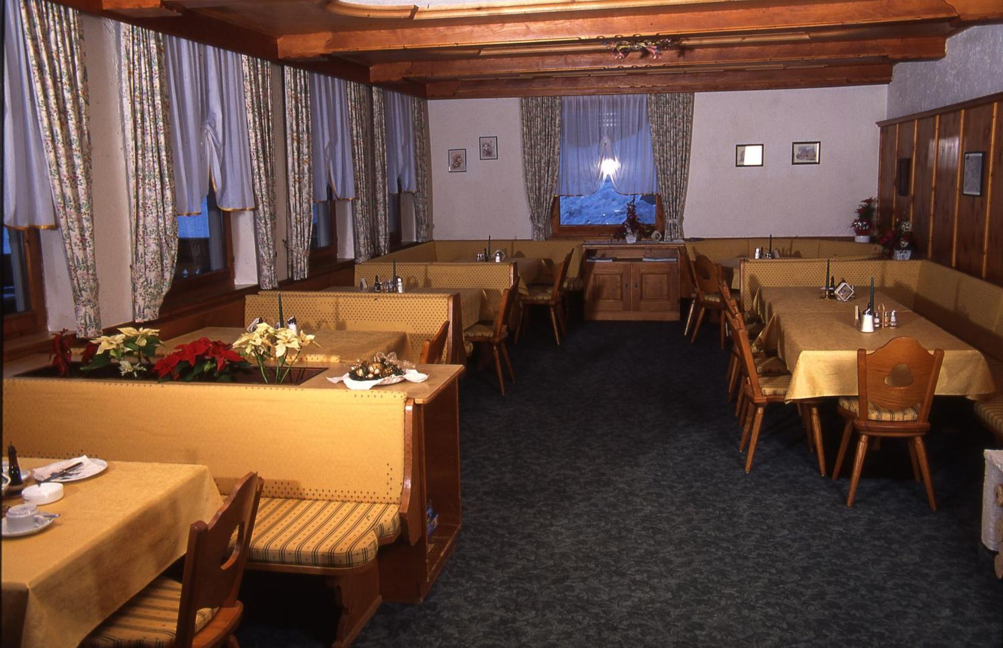 Hotel Waldcafe Нойщифт им Щубайтал Екстериор снимка