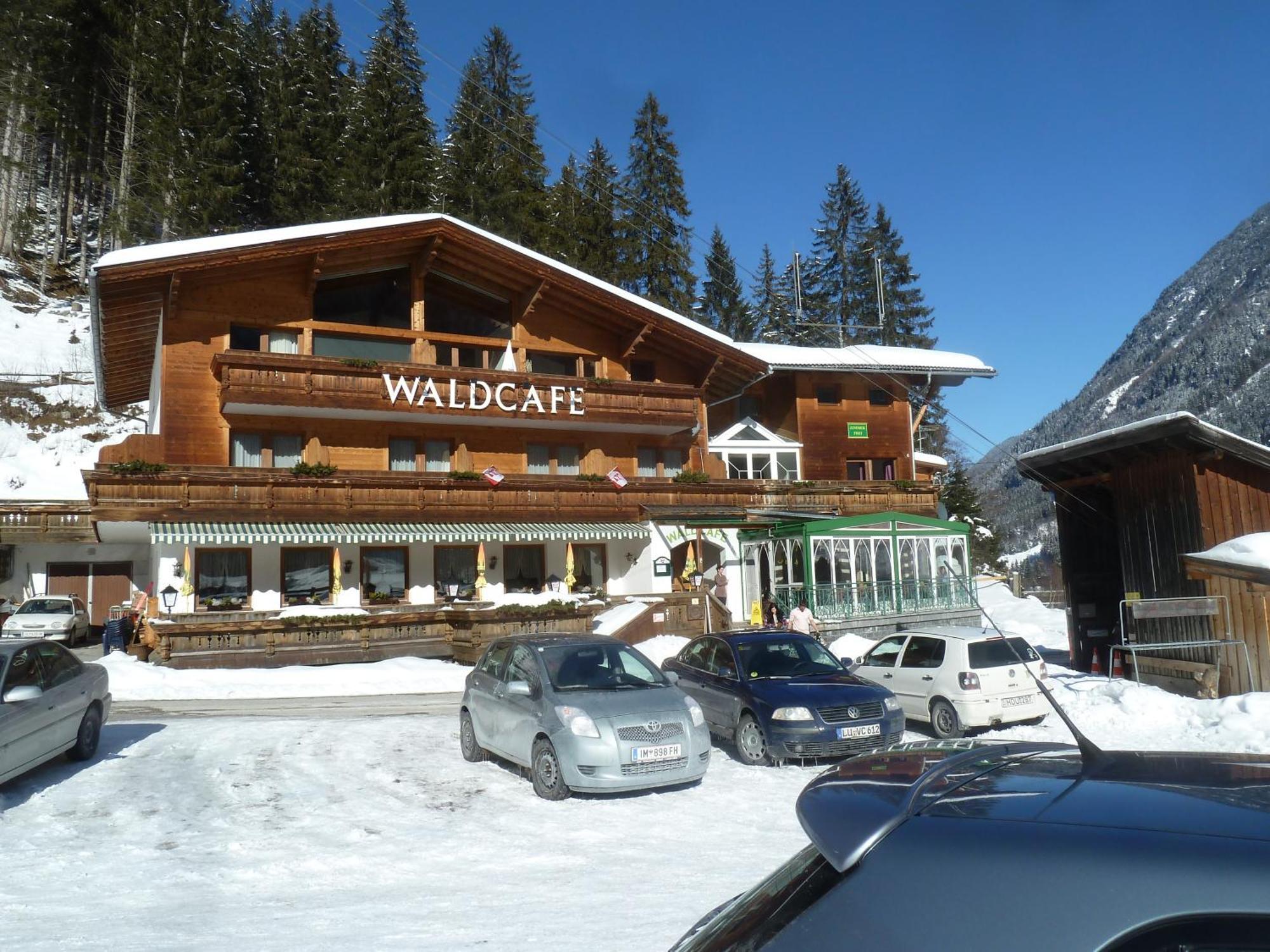 Hotel Waldcafe Нойщифт им Щубайтал Екстериор снимка